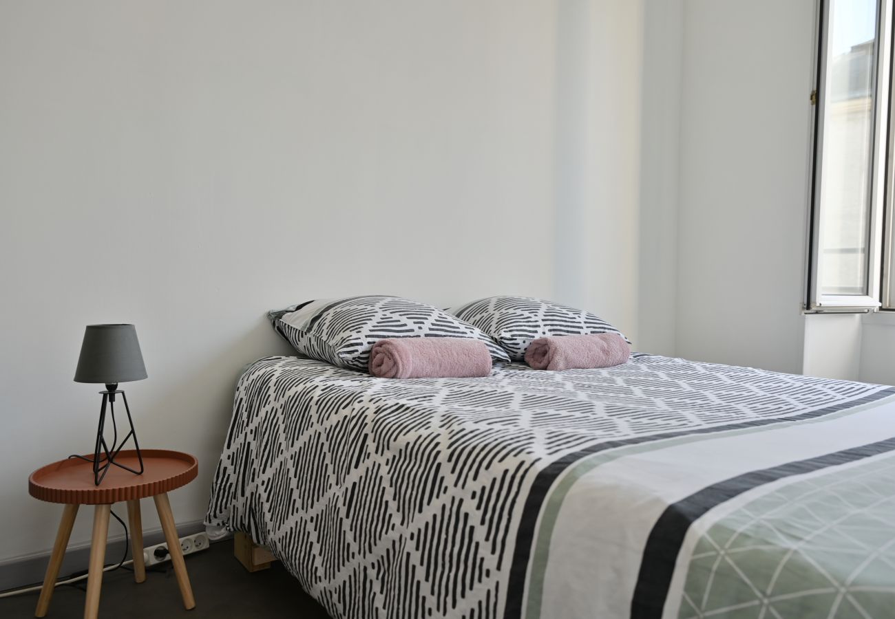 Apartment in Candé - 2 bedrooms in the heart of Candé Hote-Zen WIFI