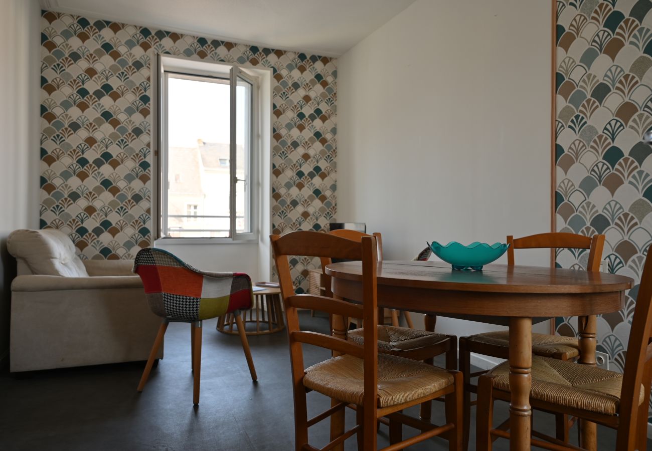 Apartment in Candé - 2 bedrooms in the heart of Candé Hote-Zen WIFI