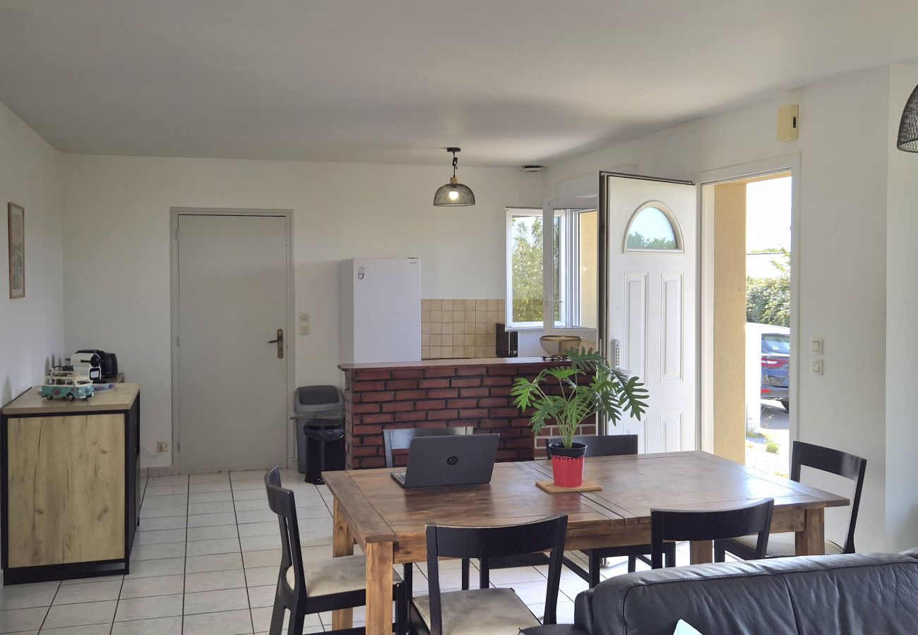 House in Vair-sur-Loire - Gite la Blanchère - 3 chambres - jardin au calme