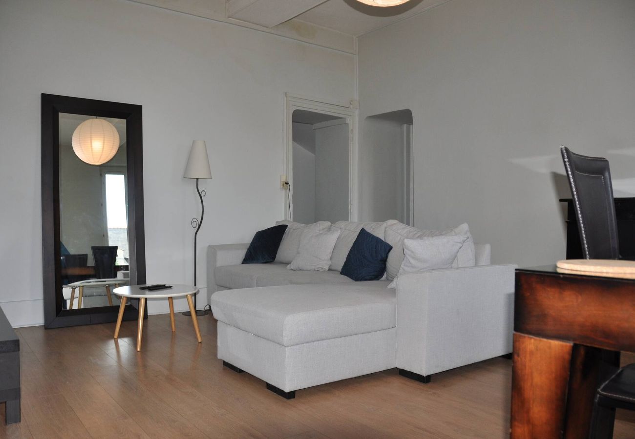 Appartement à Candé - Candé centre cuisine chambre salon Hote-Zen WIFI 