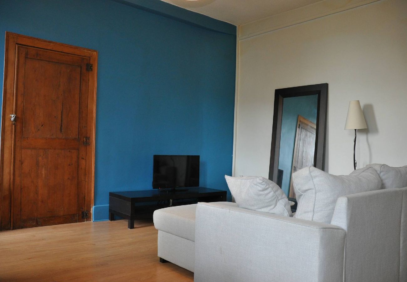 Appartement à Candé - Candé centre cuisine chambre salon Hote-Zen WIFI 