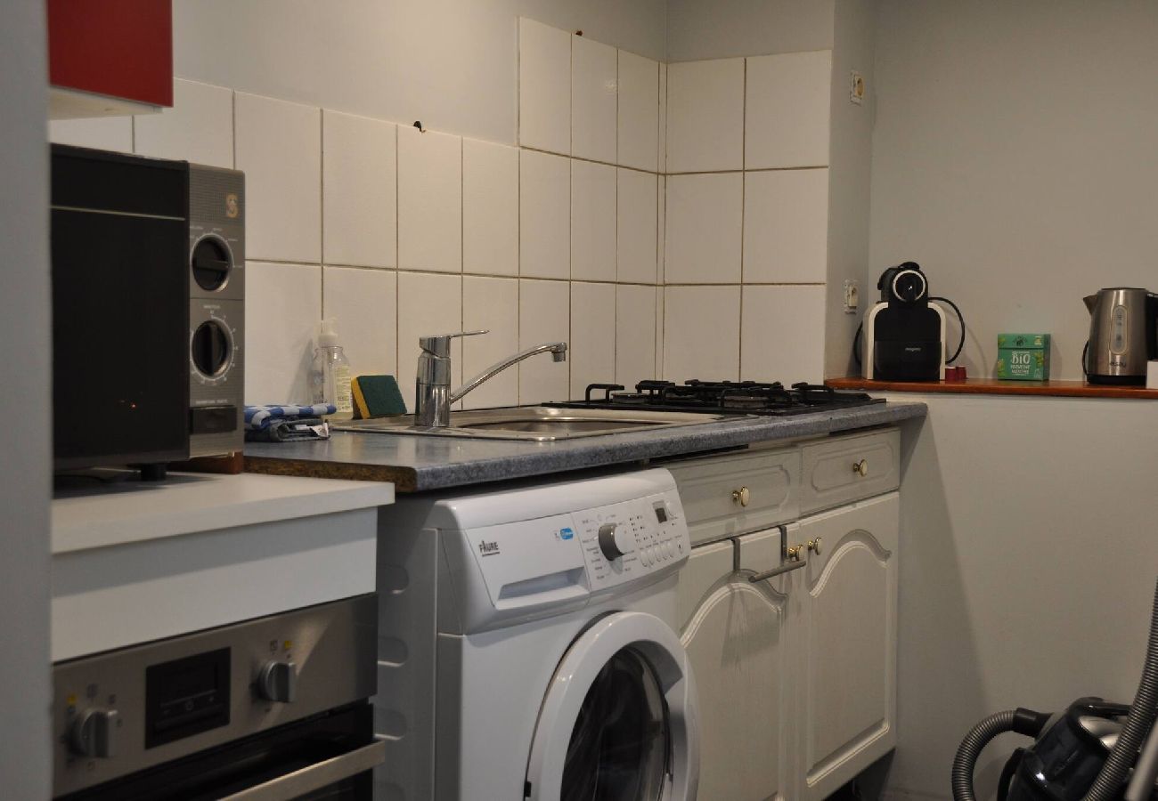 Appartement à Candé - Candé centre cuisine chambre salon Hote-Zen WIFI 