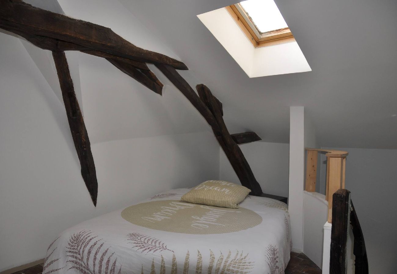 Appartement à Candé - Candé centre cuisine chambre salon Hote-Zen WIFI 