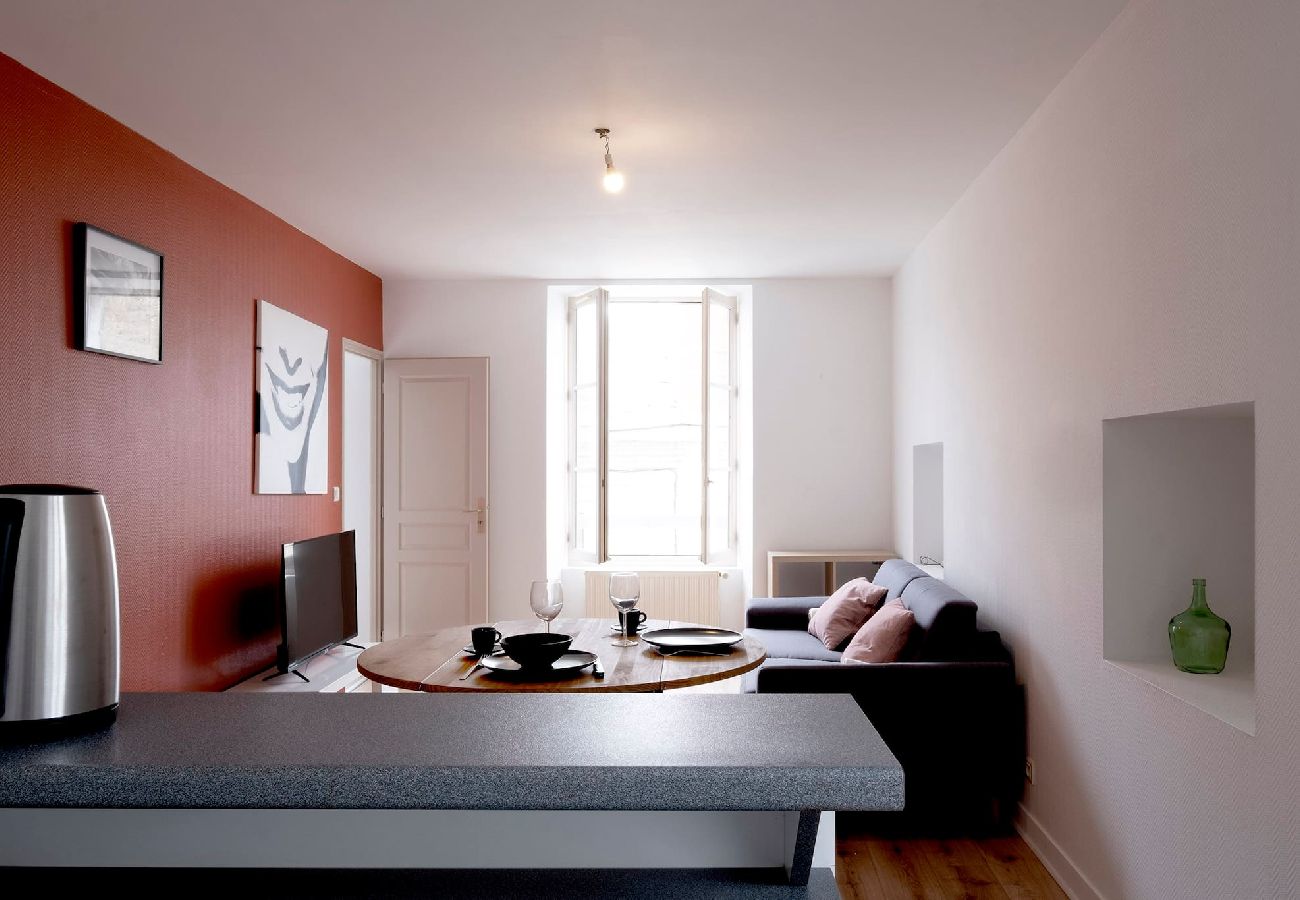 Appartement à Segré - Immeuble entier Segré coeur de ville terrasse balcon 