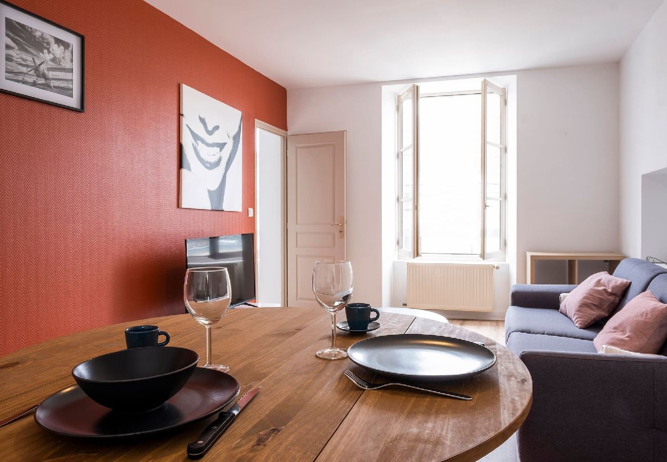 Appartement à Segré - Immeuble entier Segré coeur de ville terrasse balcon 