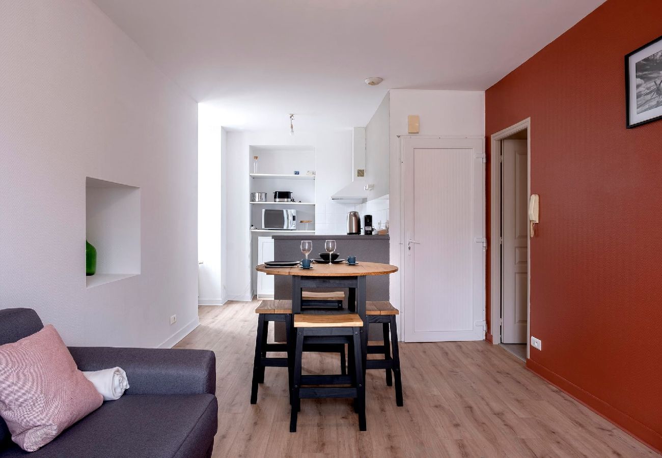 Appartement à Segré - Immeuble entier Segré coeur de ville terrasse balcon 