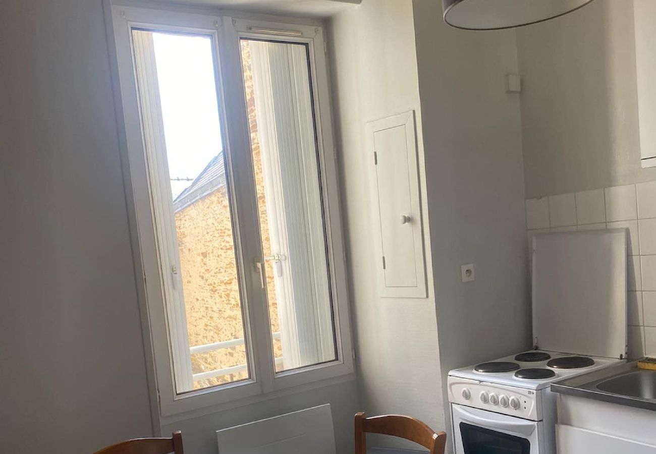 Appartement à Candé - 2 chambres au cœur de Candé Hote-Zen WIFI 