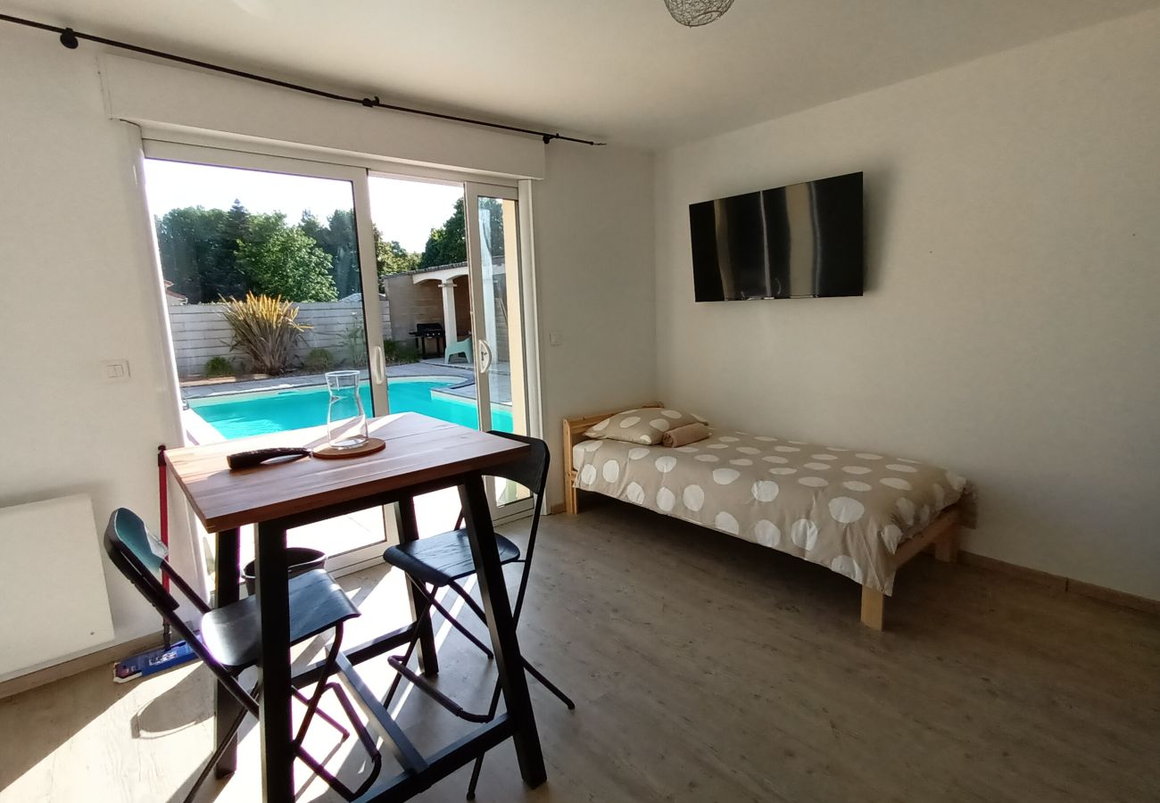 Studio à Le Fuilet - Studio de la villa à la fosse à l'âne